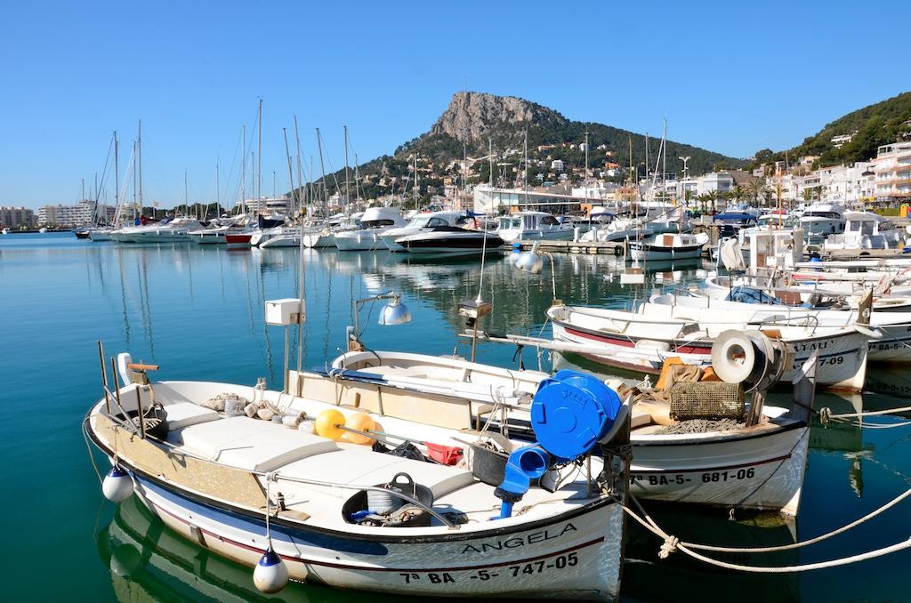 Nautic Torroella de Montgrí Exterior foto